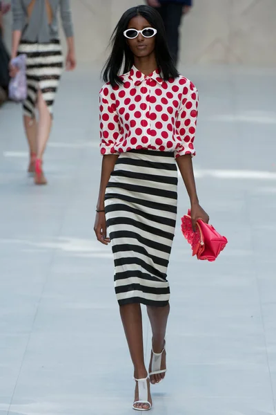 Look 25